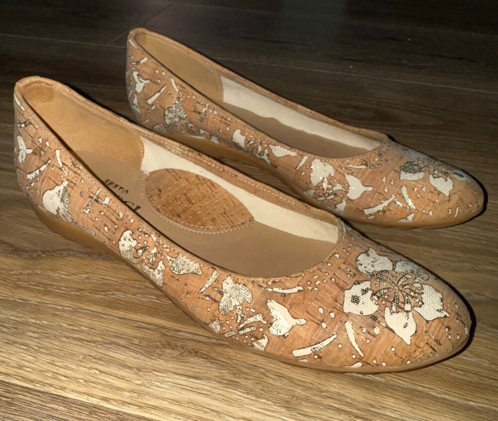 Sesto Meucci Beryl Flower Cork Comfort Flats - size 7.5